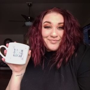 Meet your Posher, Abby